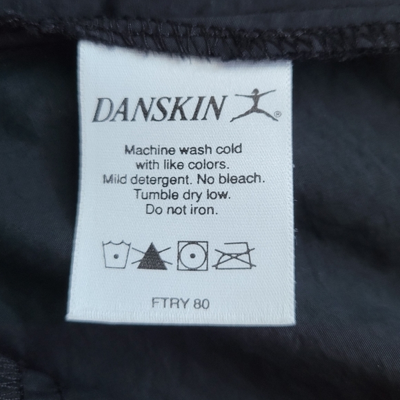 Vintage Active Cropped Pants 19" Inseam | Ladies Small black EUC - Picture 9 of 14